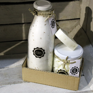 Gift set 'Clean Cotton" - Glass bottle Salt Scrub 750ml, Glass pot Mini Hand Soap 450gr, 1 piece of Soap